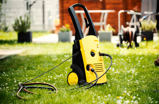 Best Animal Enclosure Cleaning  in Yorketown, NJ